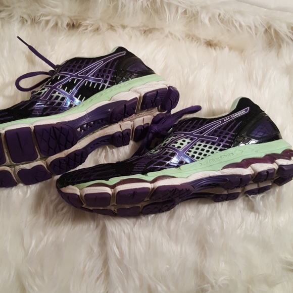 Asics Women's GEL-Nimbus 17 Running Shoe - Picture 4 of 5